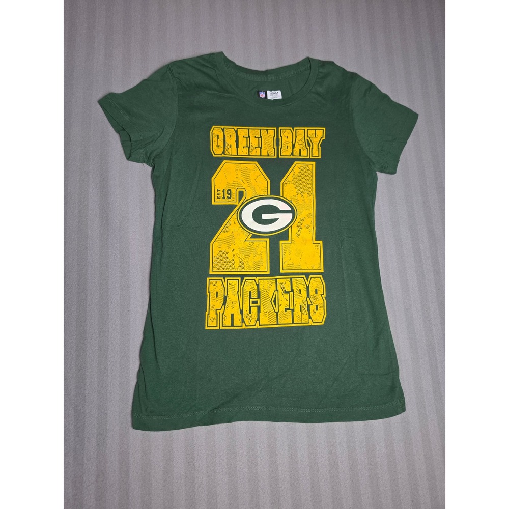 NFL Team Apparel Green Bay Packers tWomens Small Green Short Sleeve T-Shirt